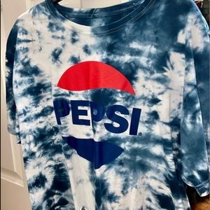 great, fun pepsi t-shirt!